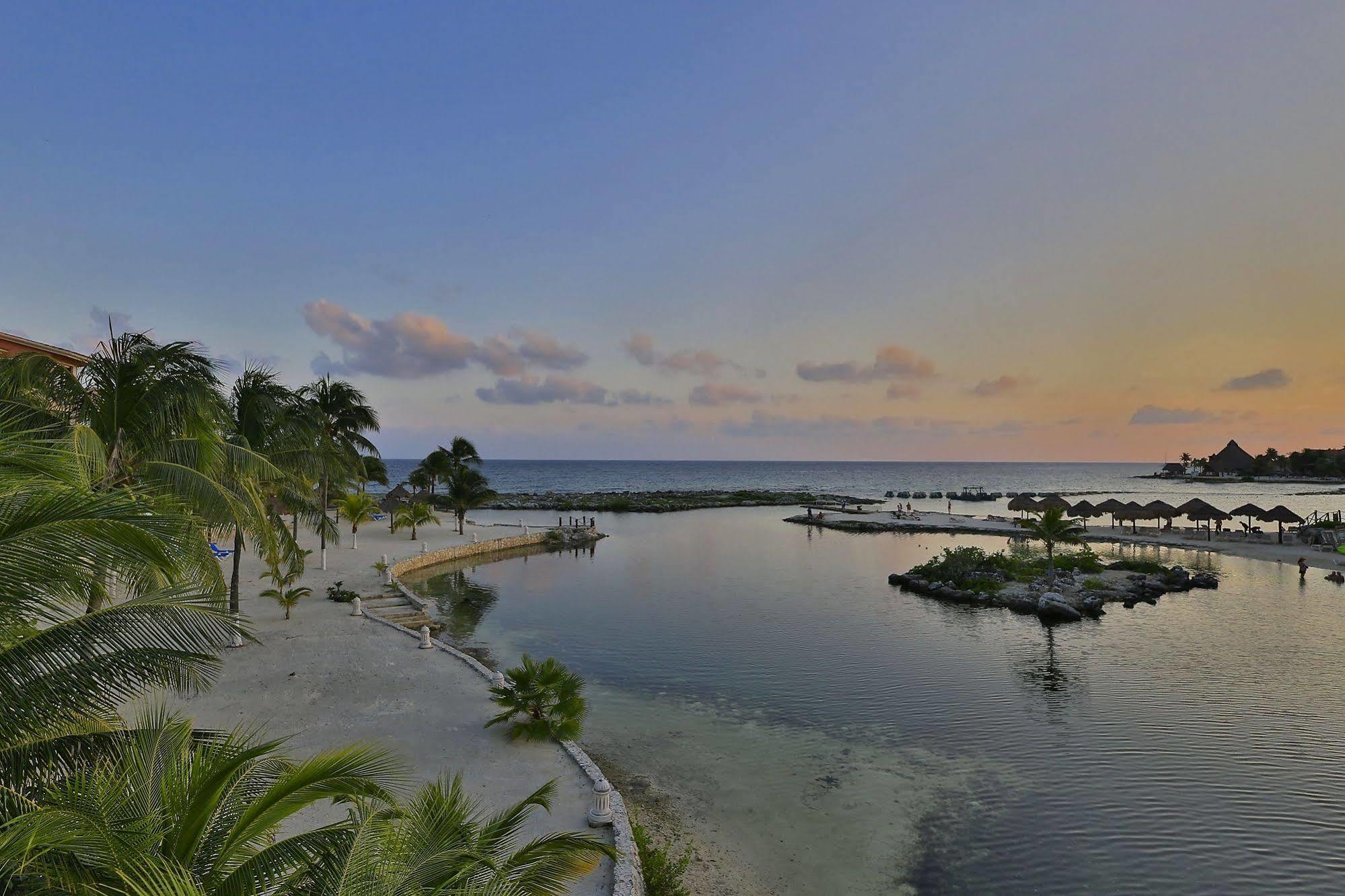 Coral Maya Stay Suites Puerto Aventuras Buitenkant foto